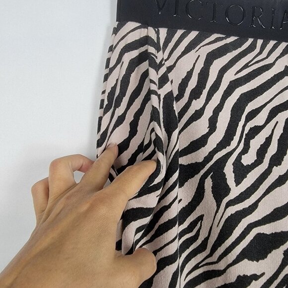 Victorias Secret Womens Medium High Waist Fleece Jogger Sweatpants Zebra Print - Picture 6 of 10